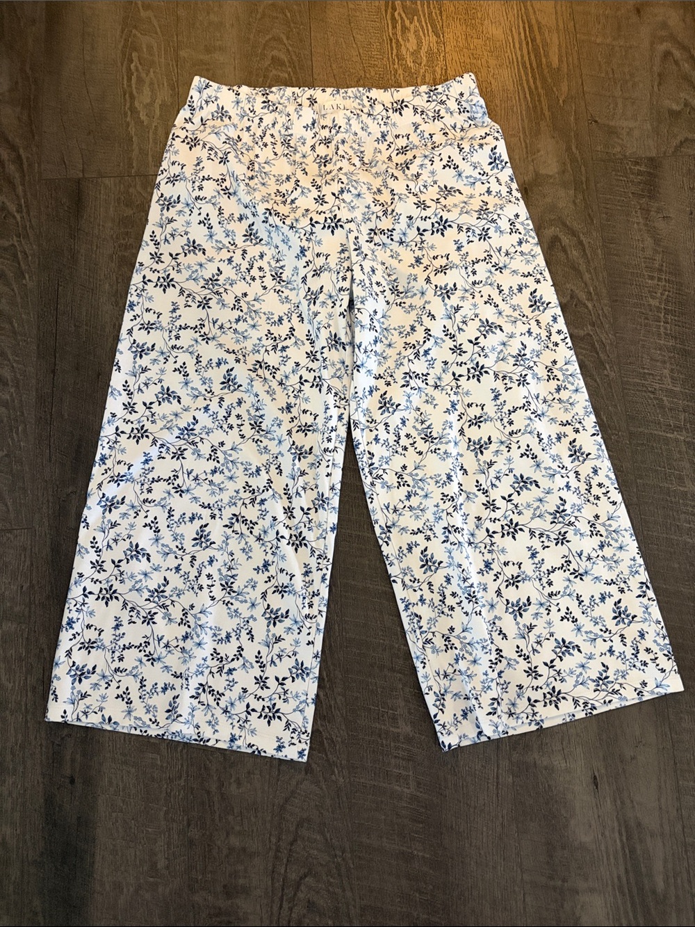 LAKE Pima Cotton blue white floral pajama pant, loungewear size M